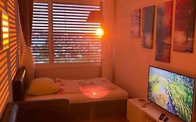 Private Room - Amazing Lake View